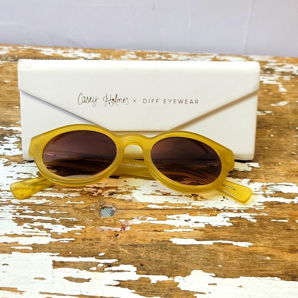 Casey Holmes Yellow Round Sunglasses